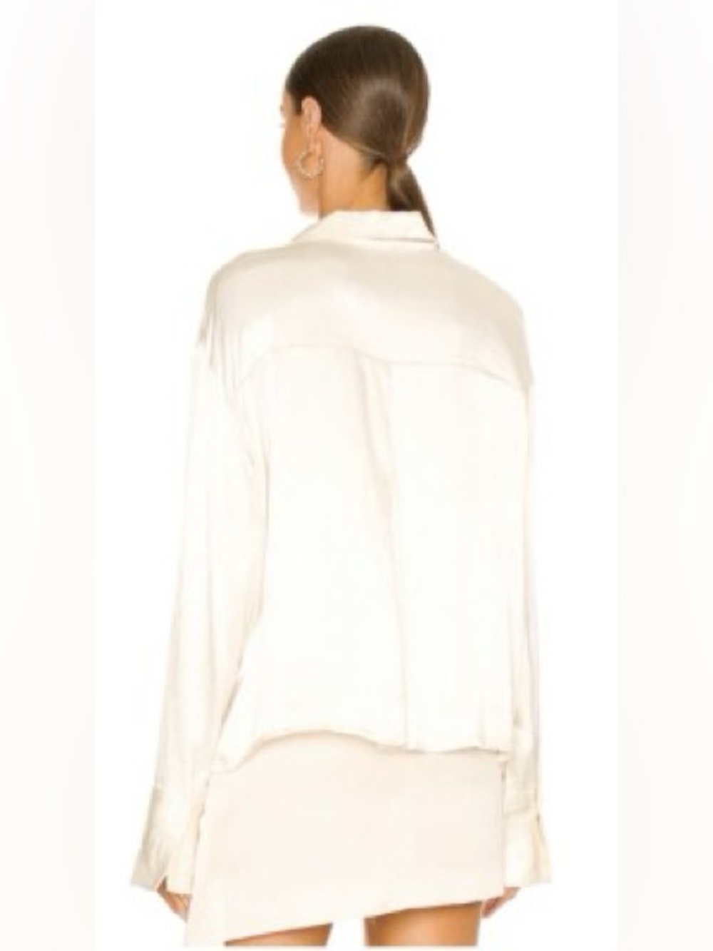 SNDYS. Revolve rising satin long sleeve shirt button down collared top champagne - Picture 2 of 11